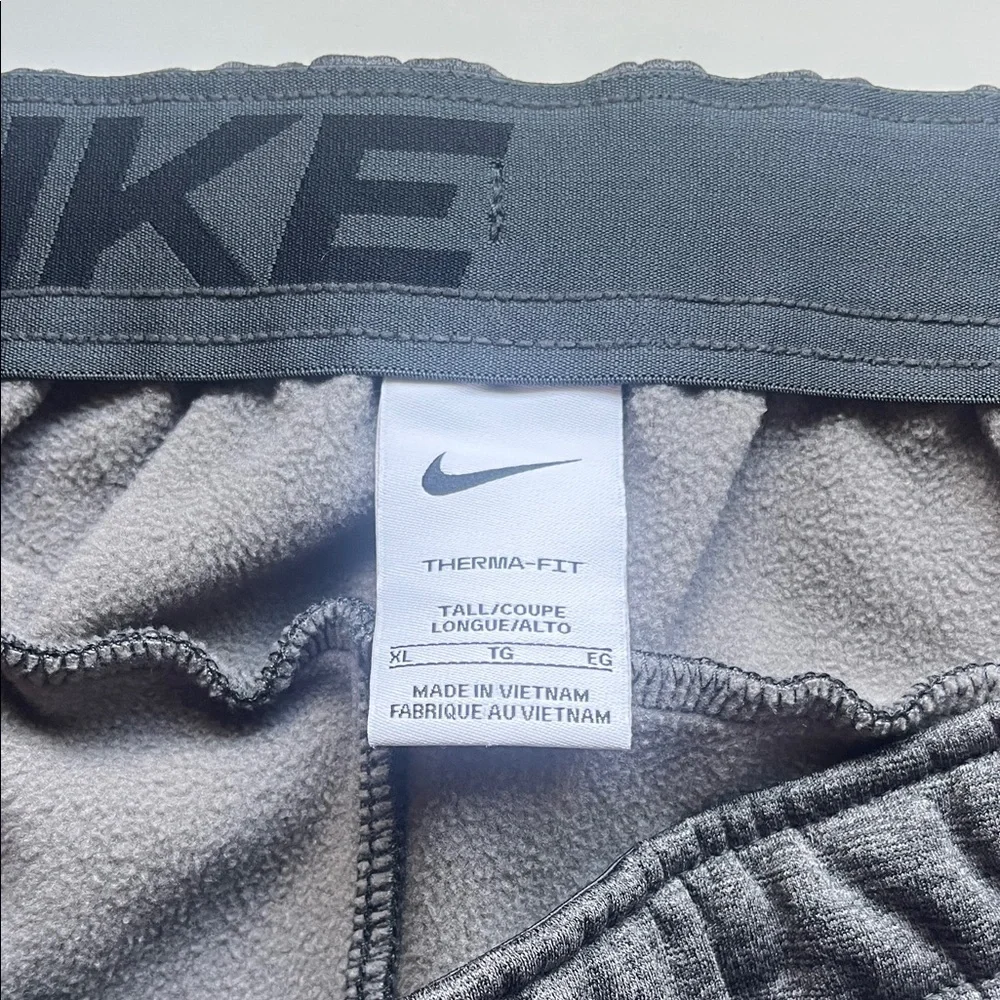 Nike Men's Charcoal Therma-Fit Sweat Pants - Picture 7 of 7